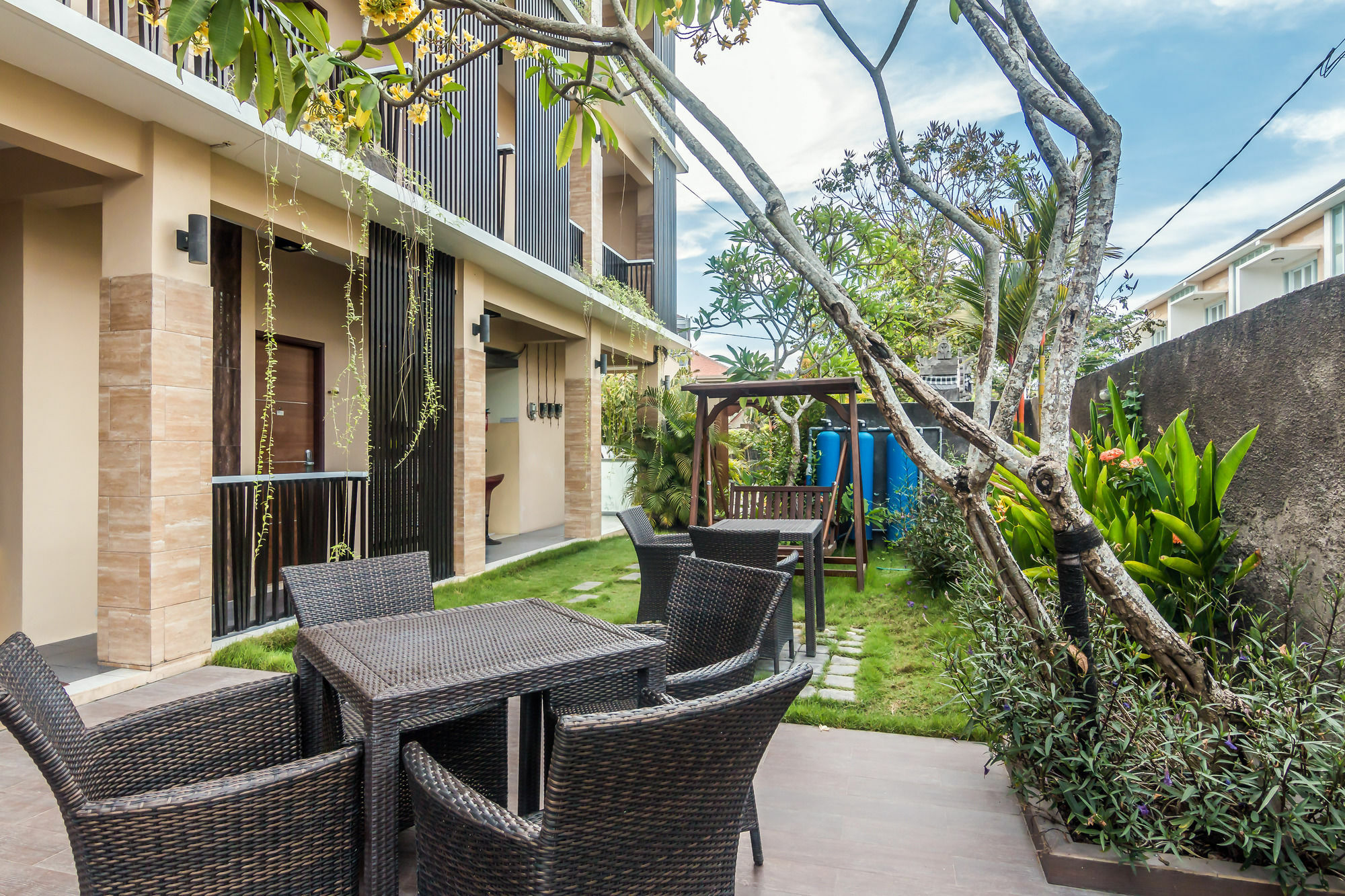 Zen Rooms Basic Jimbaran Taman Mulia Eksteriør bilde
